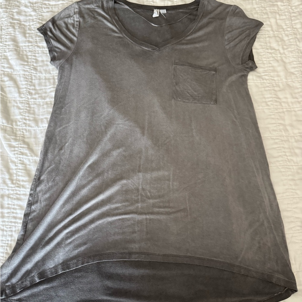 Cable & Gauge Slate Gray V-Neck Tee